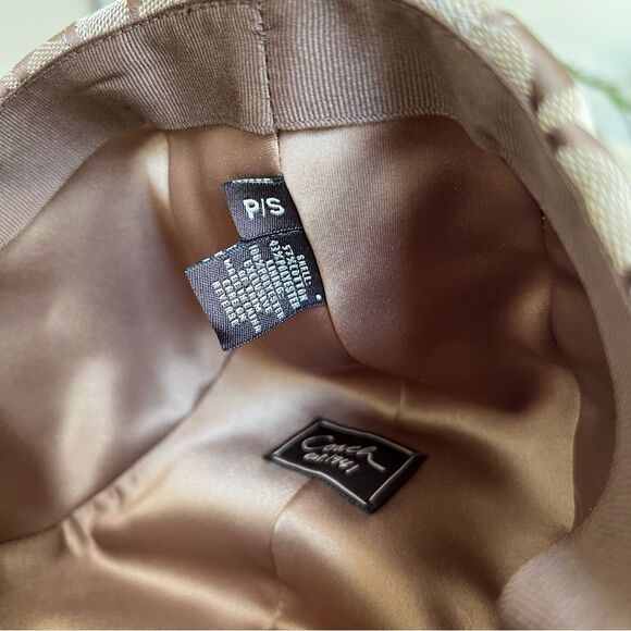 Coach Vintage Signature Karee Newsboy Cap Hat Khaki Doe F80908 Size Small main image 4